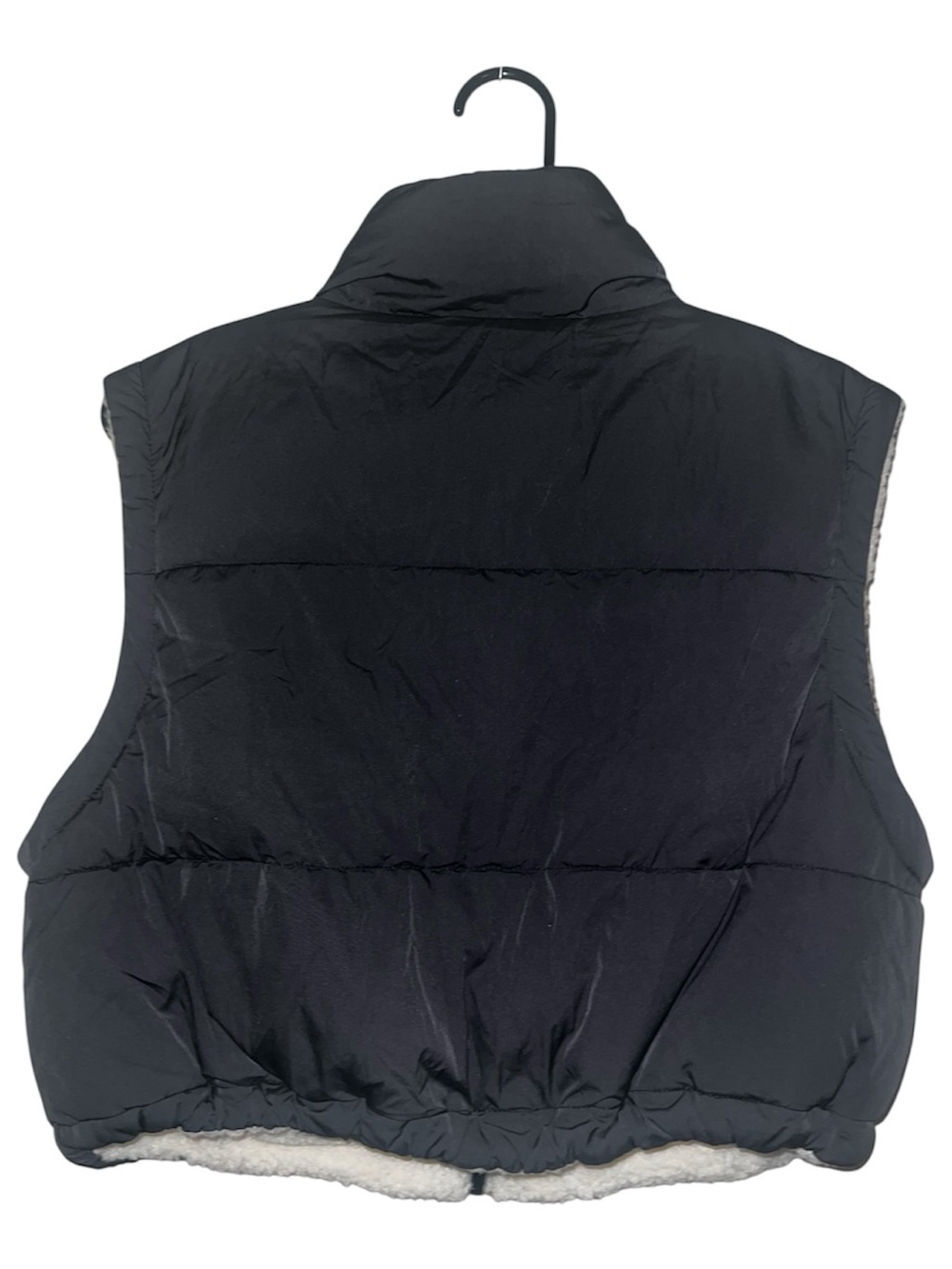 Altar'd State Black Leilani Reversible Cropped Puffer Vest Sz M - Picture 7 of 11
